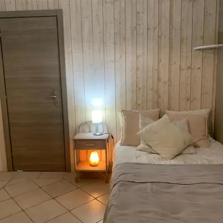 French Riviera 度假居 *